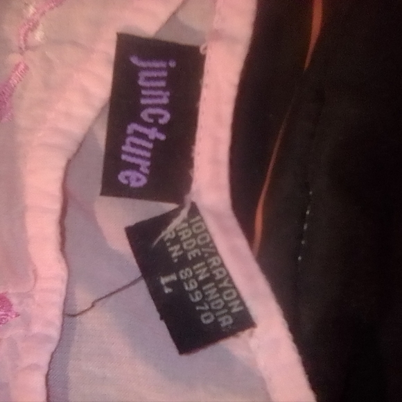 Summer top - Picture 4 of 4